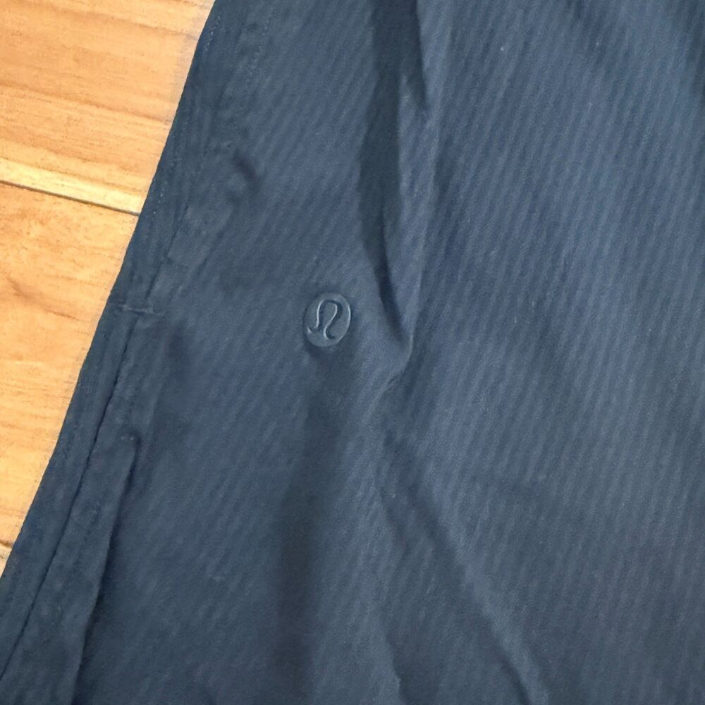 Lululemon Dance Studio Mid-Rise Crop 25" Black Size 8 Running Activewear Yoga - Picture 4 of 9